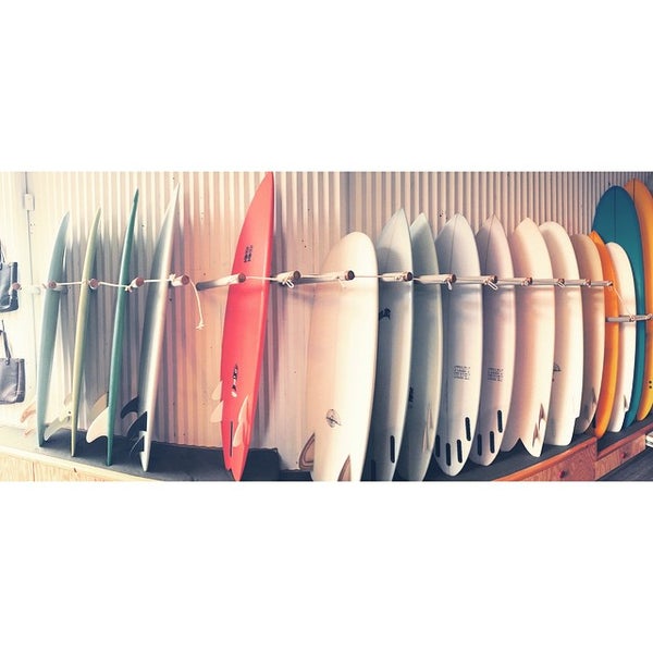 4/23/2015에 Michael F.님이 Pilgrim Surf + Supply에서 찍은 사진
