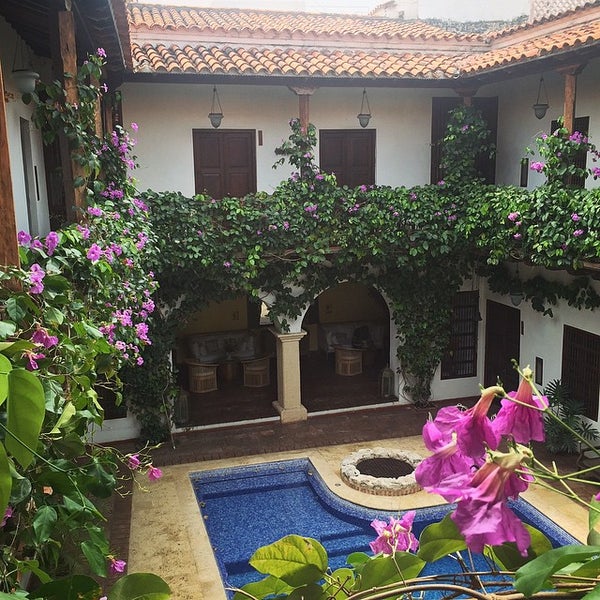 Das Foto wurde bei Casa del Arzobispado Hotel Cartagena de Indias von Justin K. am 5/23/2015 aufgenommen