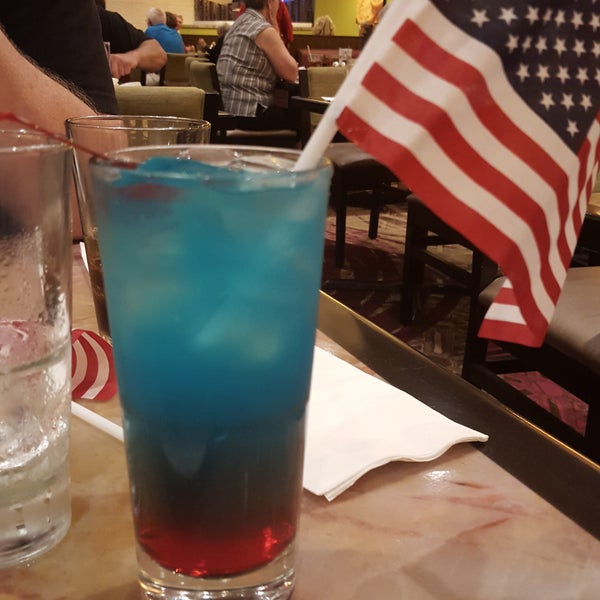 Just FYI... The "Freedom" drink is $3.00 at the Buffett....  and $7.00 at the bar.  Drink one with your meal and take one with you!  👍