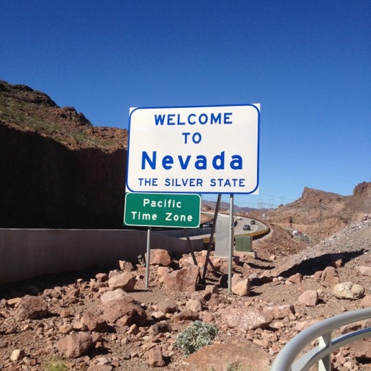Arizona And Nevada Border Nevada/Arizona State Border - Border Crossing Arizona And Nevada Border Nevada/Arizona State Border - Border Crossing