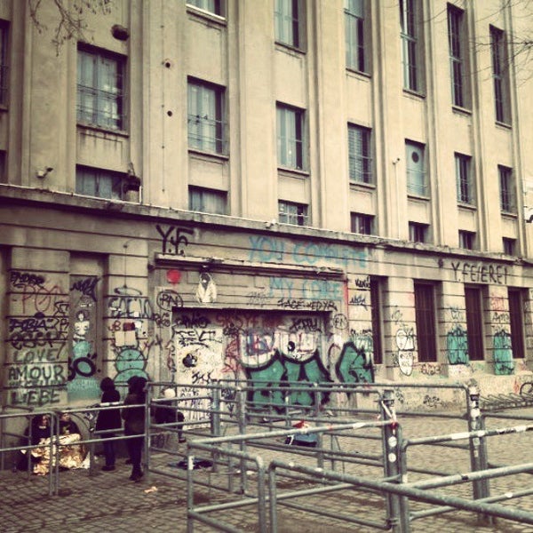 Berlin darkroom berghain Berghain