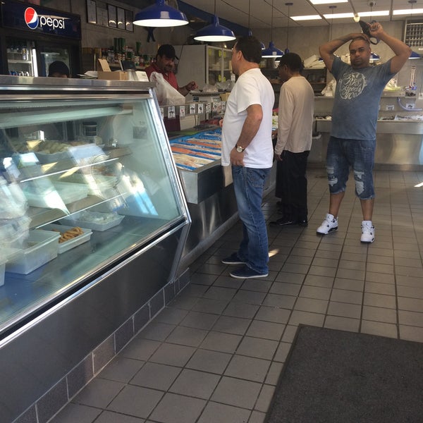 Grand Seafood & Fish Market East Williamsburg 5 tips