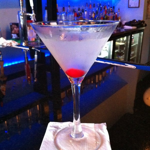 20% off drinks at happy hour, daily 4p-8p