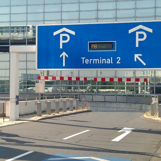 P9 Terminal 2 Parking - Flughafen Frankfurt Fotos tr.foursquare.com