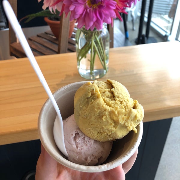 Photo taken at Love&#39;s Ice Cream by Kate K. on 9/21/2019