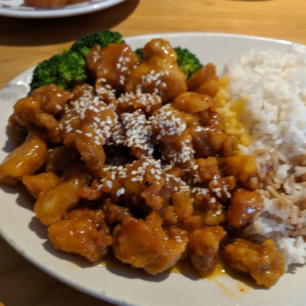 Photo prise au Sam Wo Restaurant par Becky P. le5/20/2019
