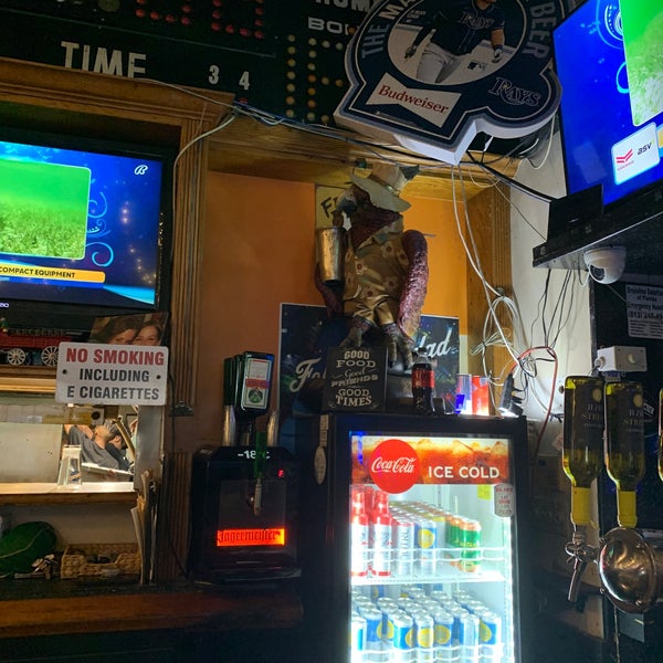 6/30/2022 tarihinde Steve C.ziyaretçi tarafından Ferg&#39;s Sports Bar &amp; Grill'de çekilen fotoğraf