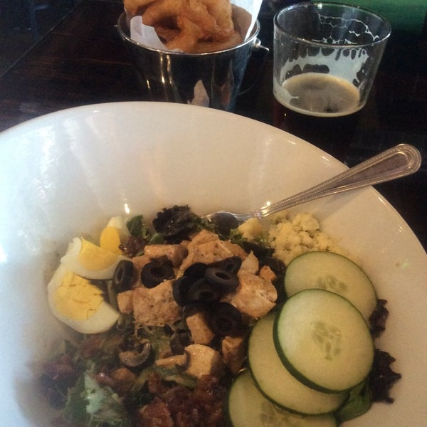 The spicy Cobb salad and Rogue Hazelnut beer are really good! Give them a try