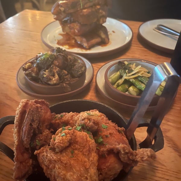 Photo taken at Yardbird Southern Table &amp; Bar by Jackie S. on 1/2/2023