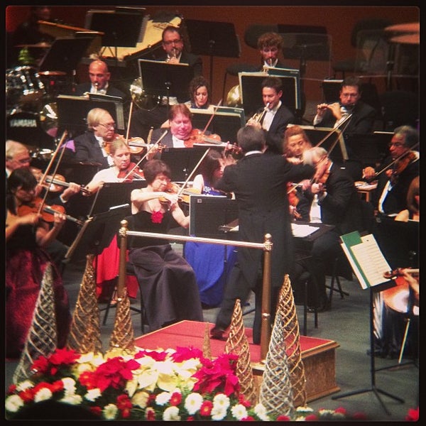 รูปภาพถ่ายที่ Auditorium de Palma โดย Patri B. เมื่อ 1/2/2013