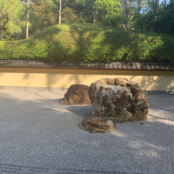 Photo taken at Morikami Museum And Japanese Gardens by Alex💨 R. on 12/7/2019