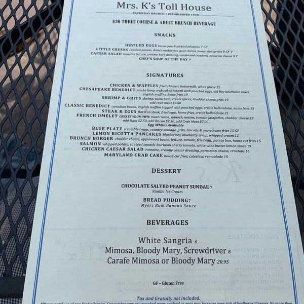 Foto tomada en Mrs. K&#39;s Restaurant &amp; Barrel Bar  por Alex💨 R. el 6/1/2019