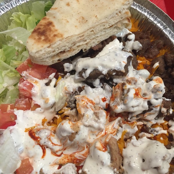 Photo taken at The Halal Guys by Alex💨 R. on 2/25/2018