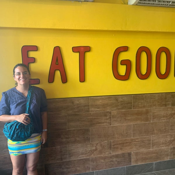 Island Grill 59 Knutsford Blvd.