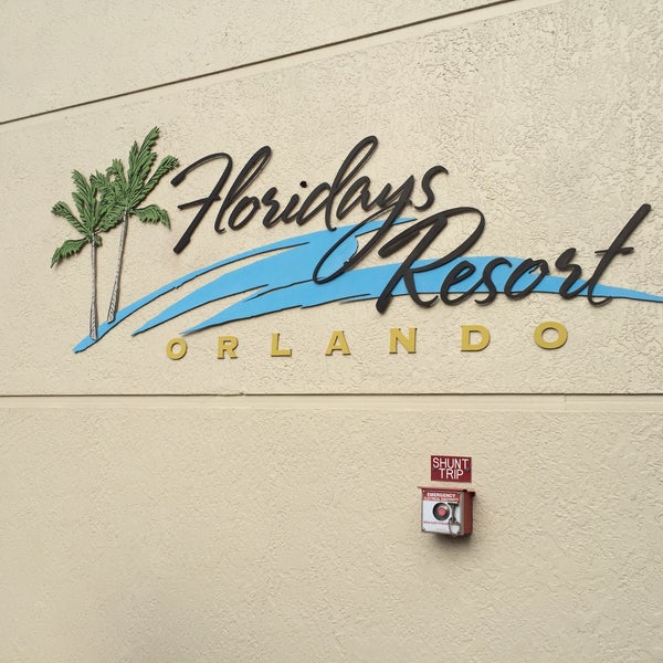 Photo taken at Floridays Resort Orlando by Alex💨 R. on 11/22/2017