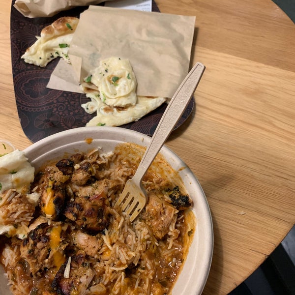 รูปภาพถ่ายที่ Choolaah Indian BBQ โดย Alex💨 R. เมื่อ 2/7/2020