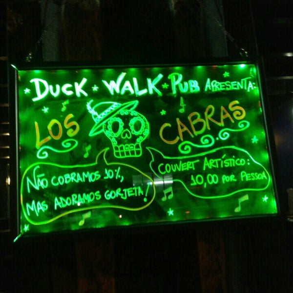 Foto tirada no(a) Duck Walk Pub por Fernanda F. em 9/5/2015