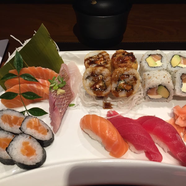 7/13/2016 tarihinde Nico A.ziyaretçi tarafından Irifune Restaurant Japonés'de çekilen fotoğraf