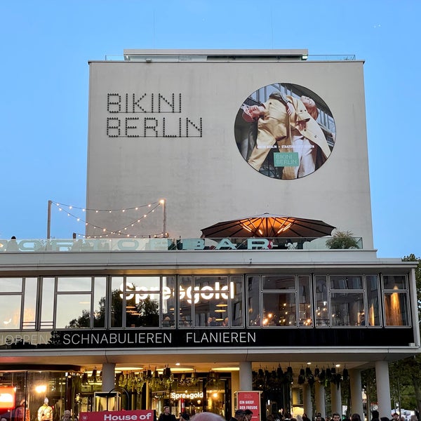 10/15/2022 tarihinde ☀️ Daggerziyaretçi tarafından Bikini Berlin'de çekilen fotoğraf
