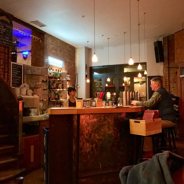 Photo taken at Café Rizz by ☀️ Dagger on 5/5/2018
