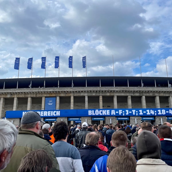 Foto scattata a Hertha BSC Heimspiel da ☀️ Dagger il 4/24/2022