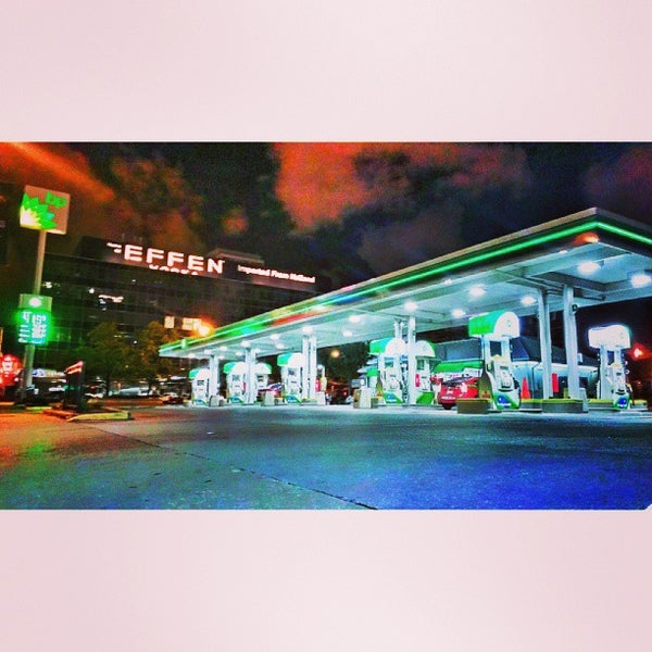 Bp Gas Station In River North