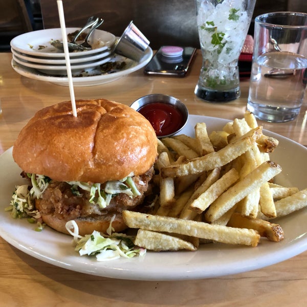 Foto diambil di Red Dog Restaurant &amp; Bar oleh Jesse G. pada 4/26/2019