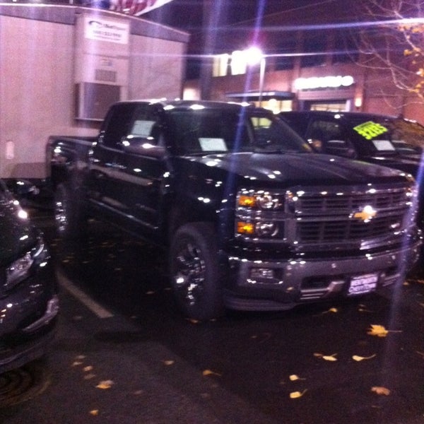 Wentworth Chevrolet Car Dealership in Portland