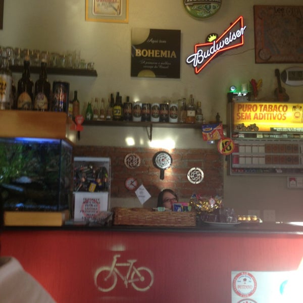 7/13/2013 tarihinde Giulia L.ziyaretçi tarafından Bar do Betinho'de çekilen fotoğraf