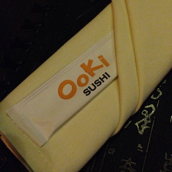 Photo prise au Ooki Sushi par Ej T. le3/16/2014