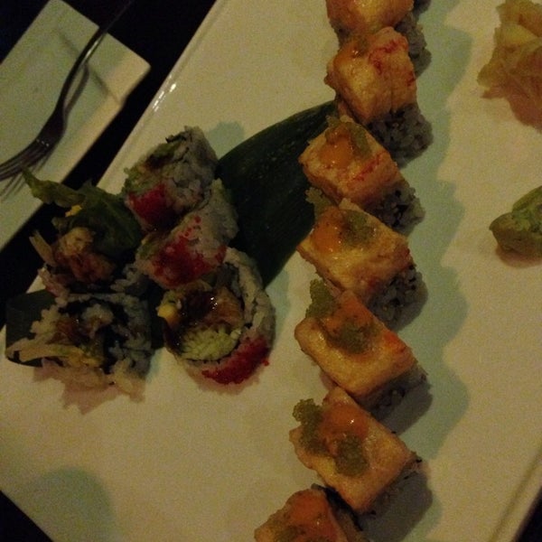 Foto diambil di Ooki Sushi oleh Ej T. pada 3/16/2014