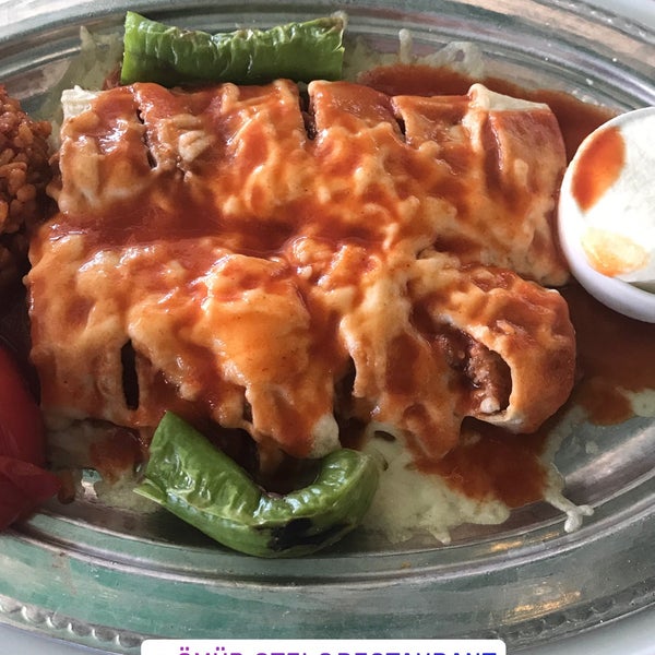 Foto scattata a Ömür Restaurant da EMRE💫ÖZCAN il 8/24/2017