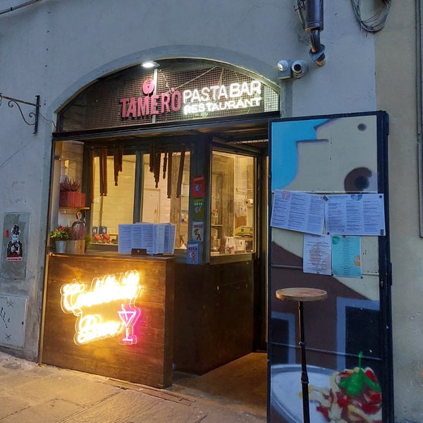 รูปภาพถ่ายที่ Tamerò - Pasta Bar โดย Karolina เมื่อ 9/29/2022