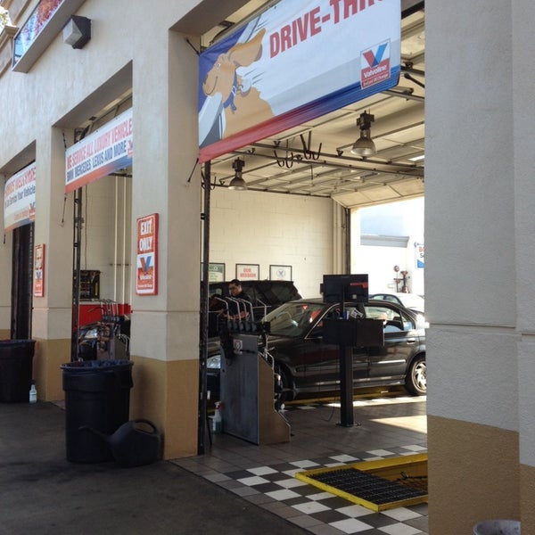 Valvoline Instant Oil Change Oil Change Service in South Robertson