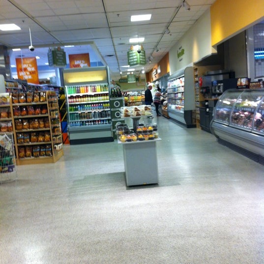 Publix Grocery Store in Lenox