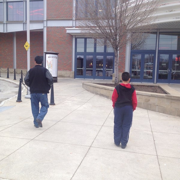 Regal Crocker Park & IMAX 30147 Detroit Road