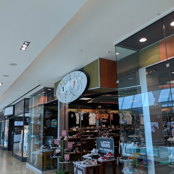 Vans store cheap square one