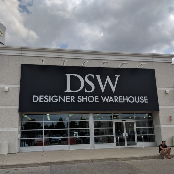 DSW Designer Shoe Warehouse - Heartland - Mississauga, ON