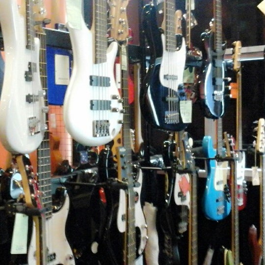 Zoso Music Music Store In Kuching