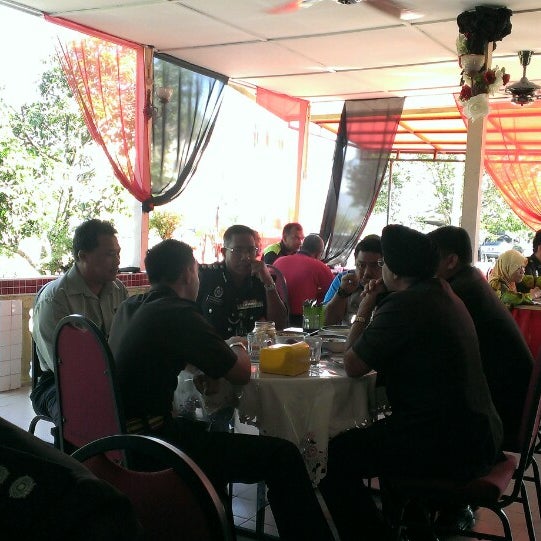 Photos at bilik mesyuarat operasi ibu pejabat penjara malaysia