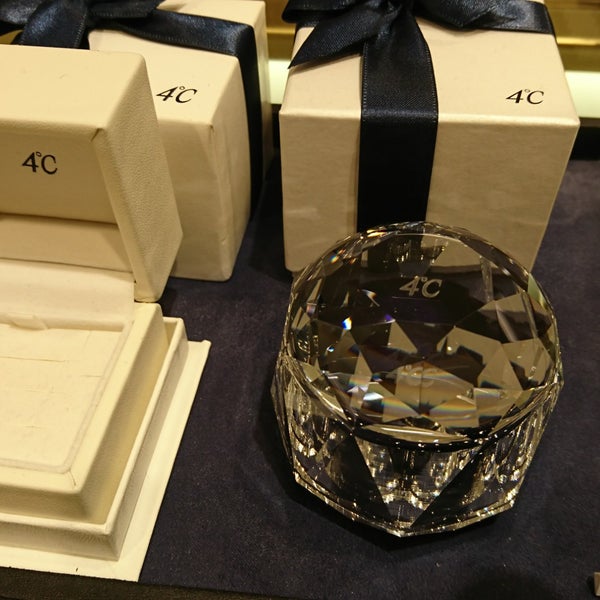 Fotos Em 4 そごう横浜店