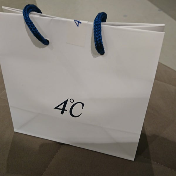 Fotos Em 4 そごう横浜店