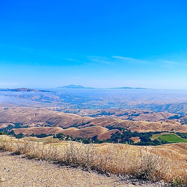 Mission Peak (top) Mountain in Fremont