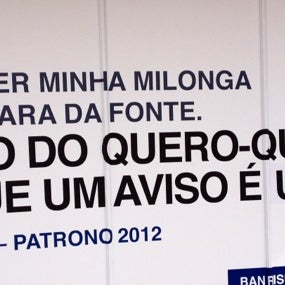 รูปภาพถ่ายที่ 58º Feira do Livro de Porto Alegre โดย Laura F. เมื่อ 11/8/2012