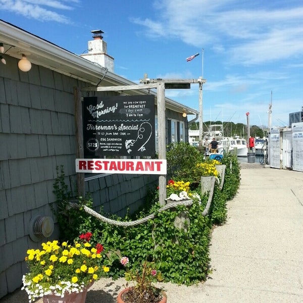 The sushi bar here is the best in Montauk. Dockside, tucked away from the busy village center, new beers on tap weekly, and live music on the weekends. THIS is Montauk.
