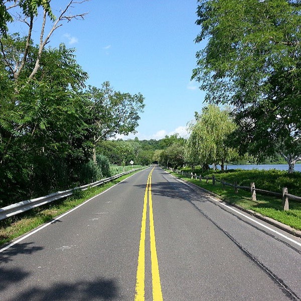 Mill Neck Oyster Bay, NY