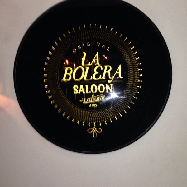 Foto scattata a La Bolera Saloon da Tatayo P. il 7/10/2015
