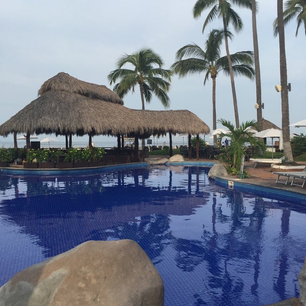 10/3/2015 tarihinde Claudia G.ziyaretçi tarafından Plaza Pelicanos Grand Beach Resort'de çekilen fotoğraf