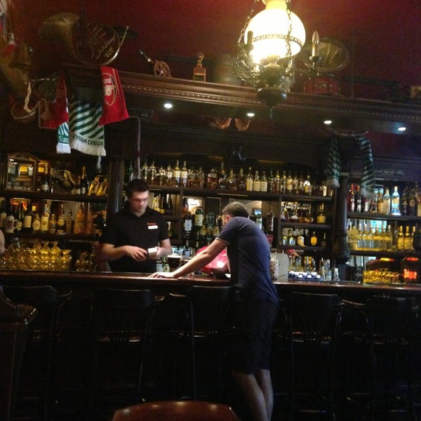 Foto tirada no(a) rePUBlic Pub por Zane S. em 6/1/2013