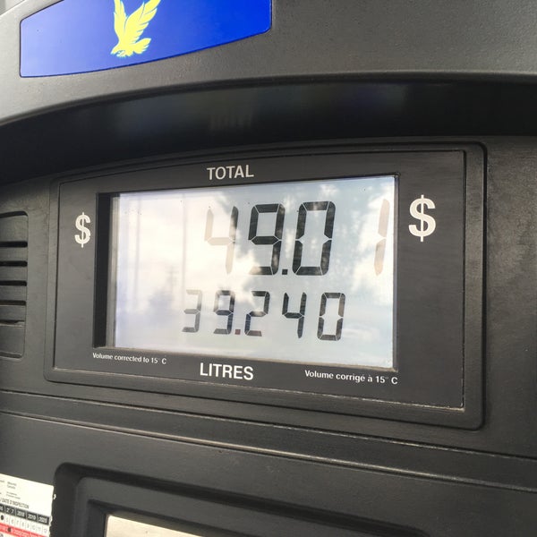 Ultramar Gas Station in Gatineau